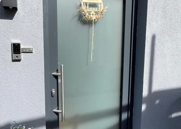 Haus 11